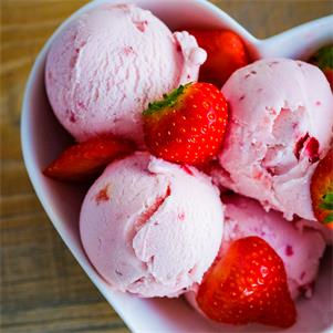 Strawberry & Cream Gelato