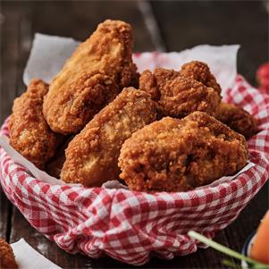 Hot & Spicy Chicken Wings - crispy coated